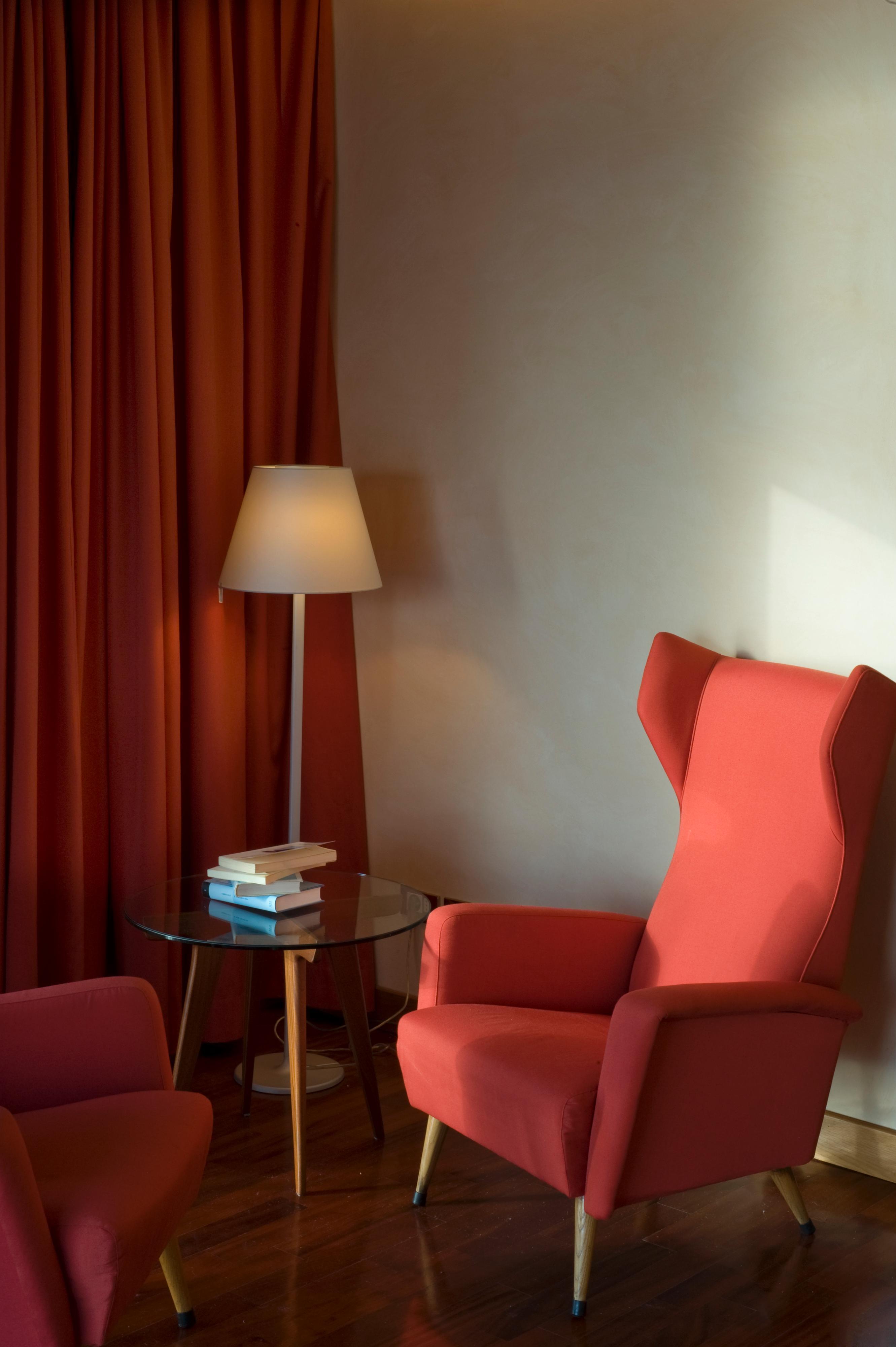 Royal Continental Hotel 4*