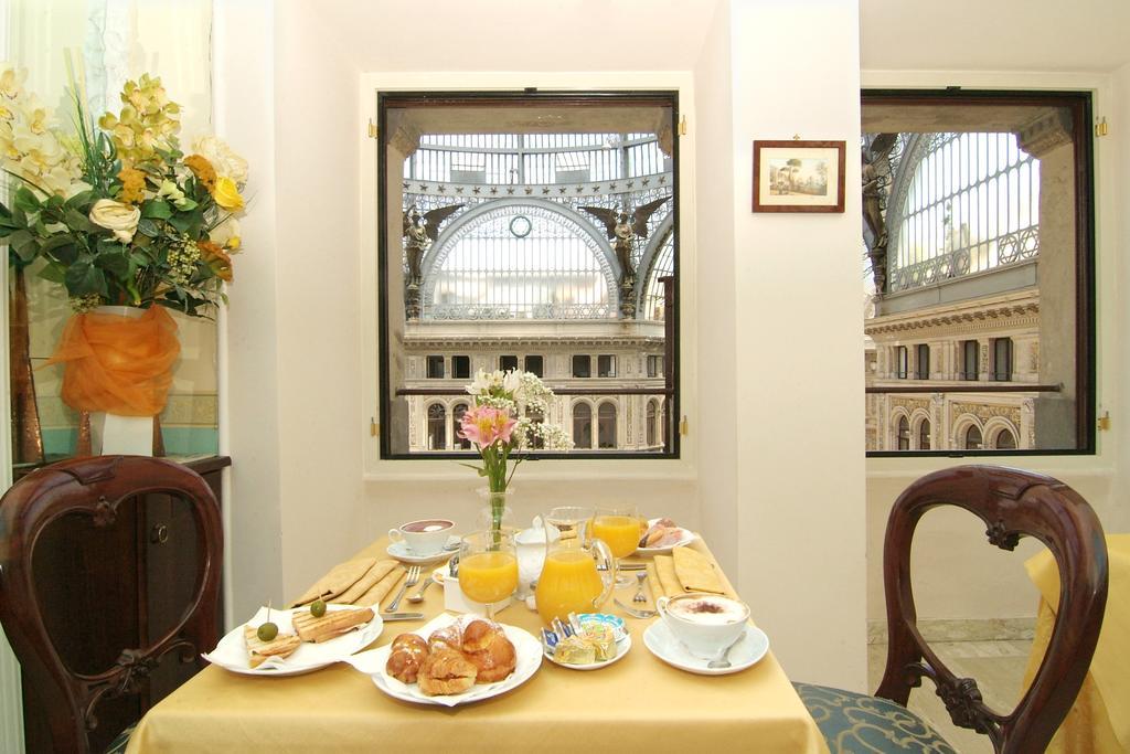 Art Galleria Umberto 4* Naples