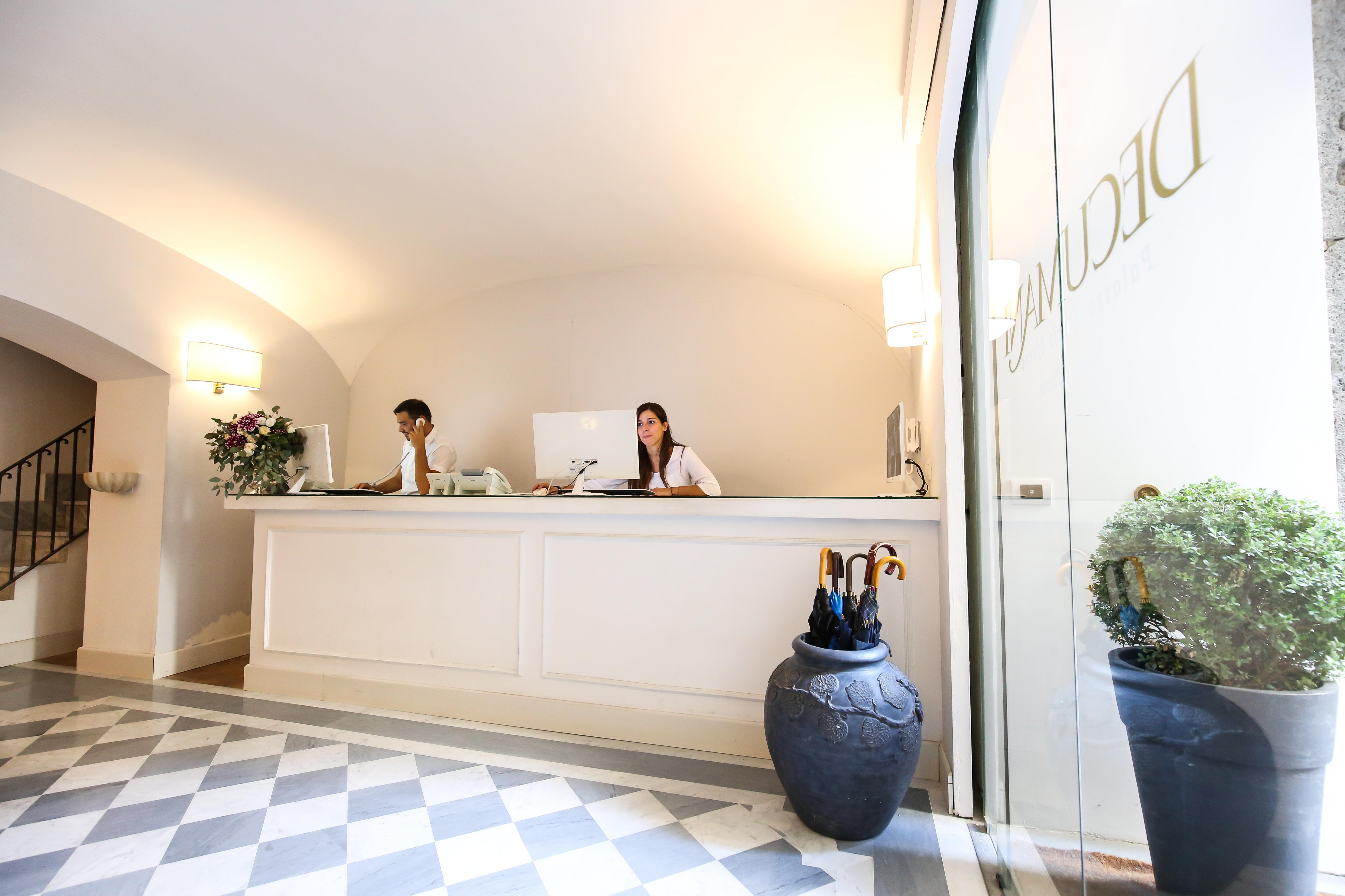 Hotel Decumani De Charme