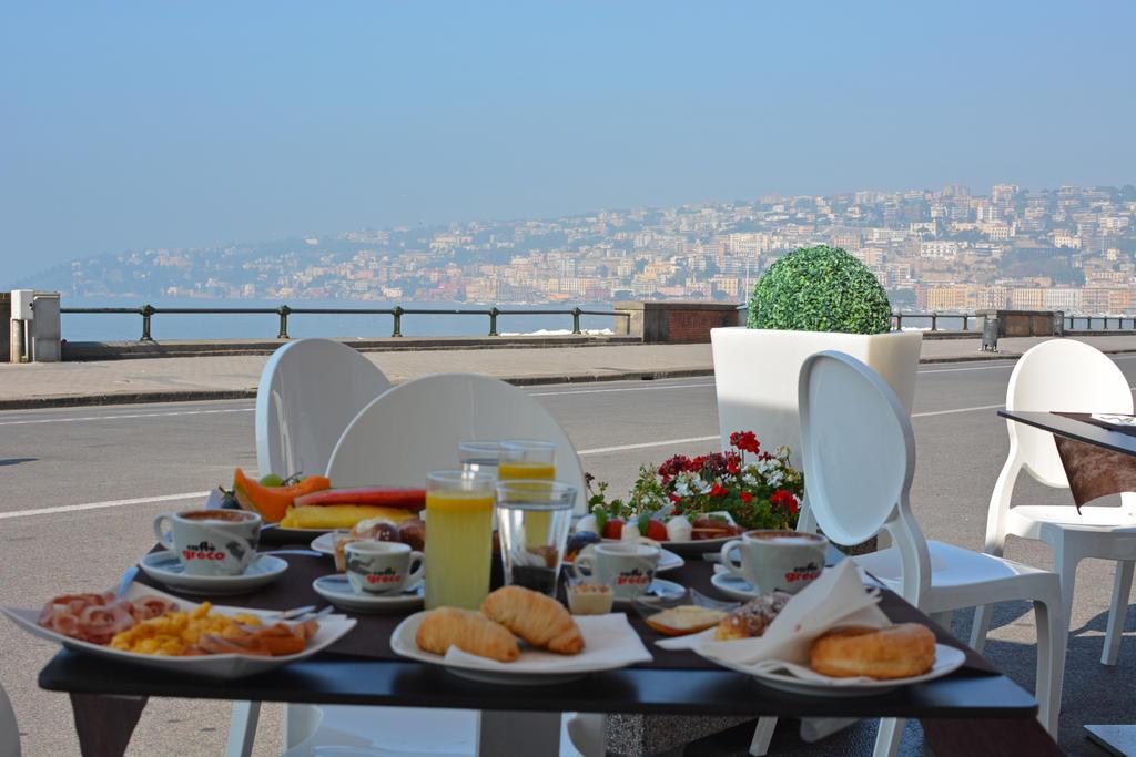 Partenope Relais Hotel 4*