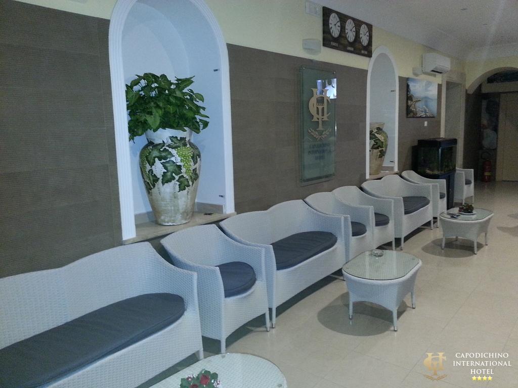 Capodichino International 4*