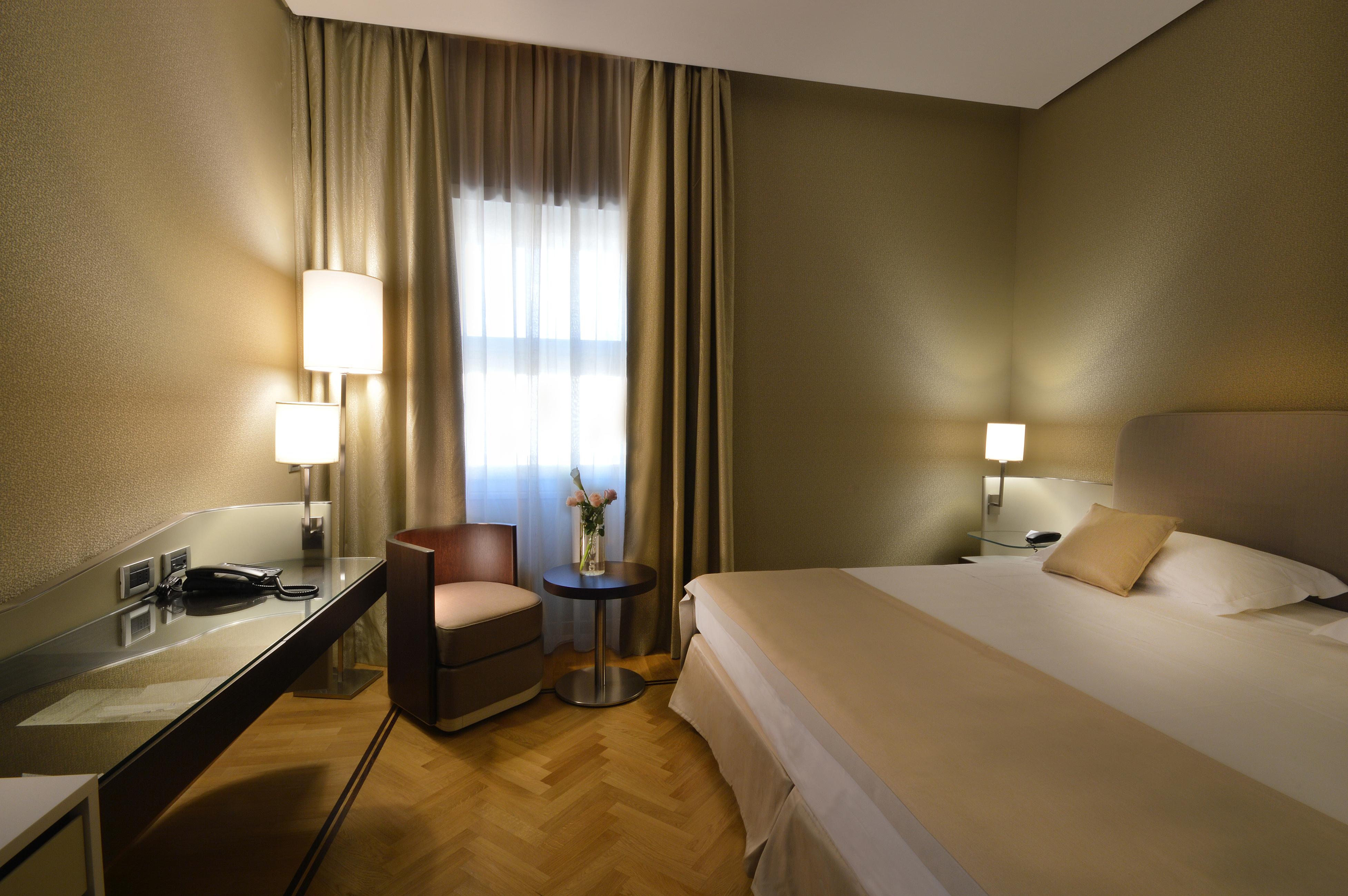 Palazzo Esedra Hotel