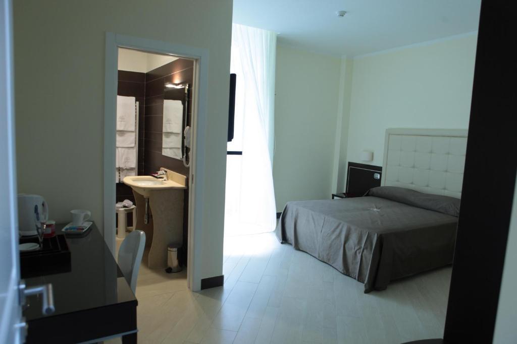 Ferdinando Ii Hotel