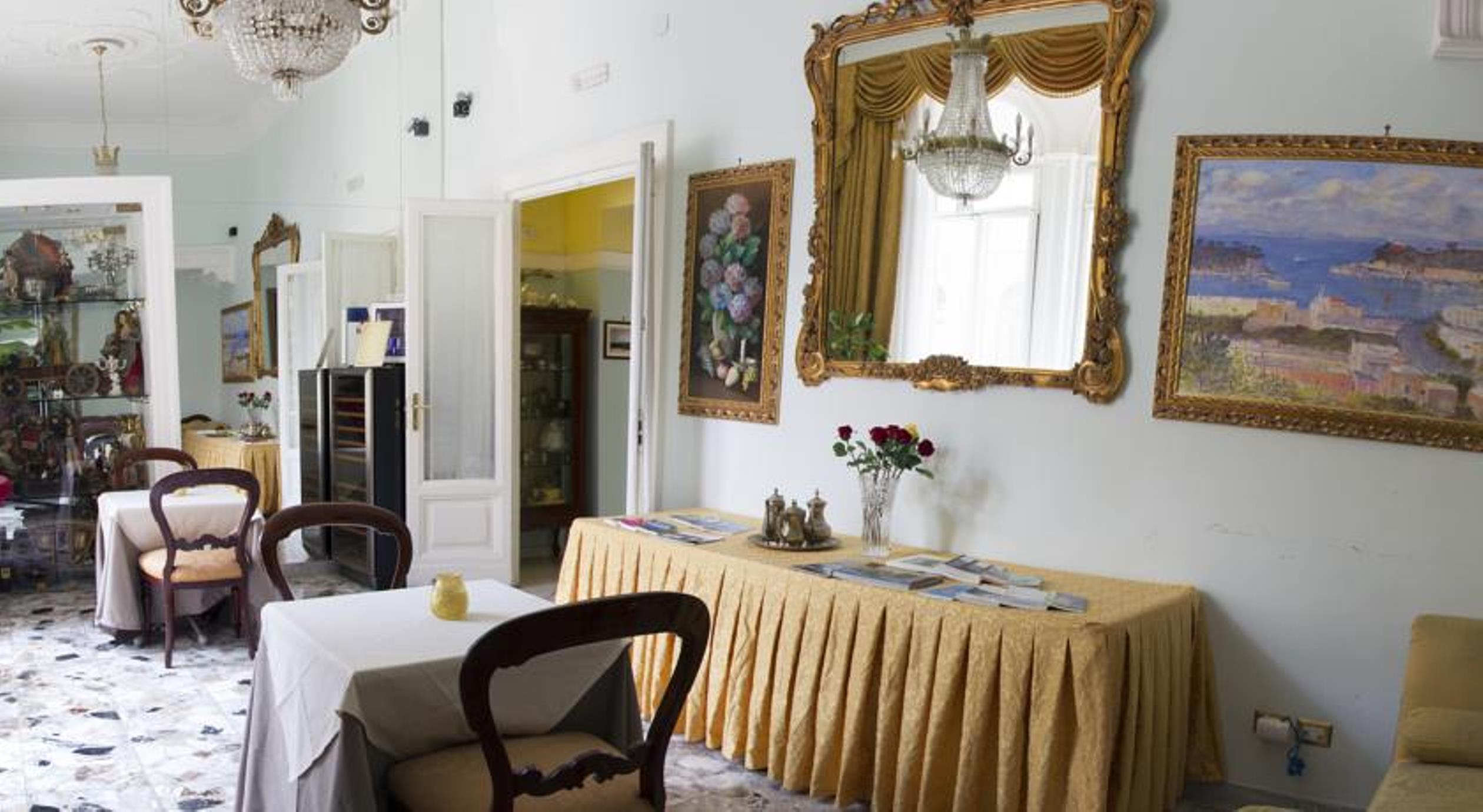 Art Santa Brigida Bed & Breakfast Naples