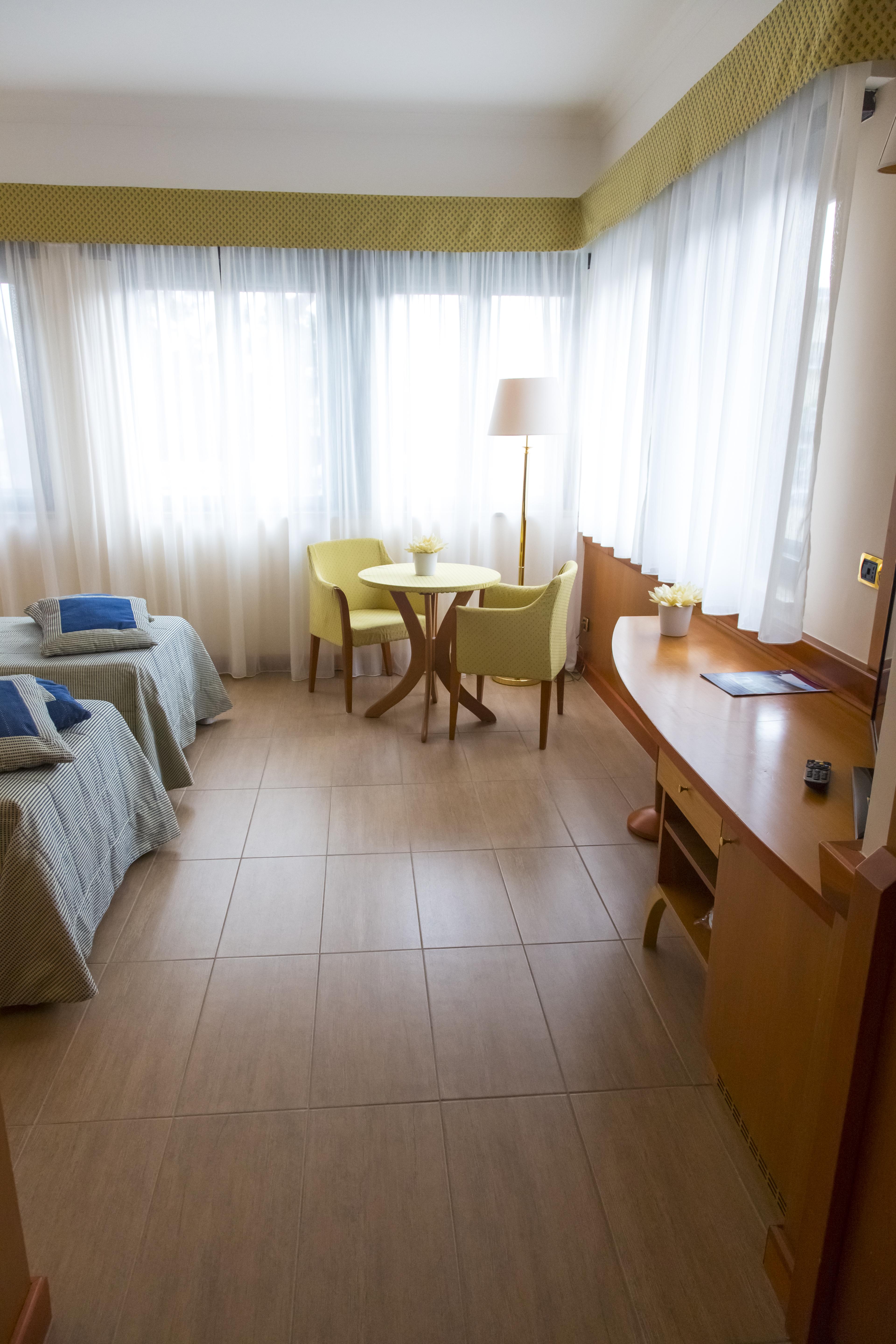 Futura Centro Congressi Hotel 4*