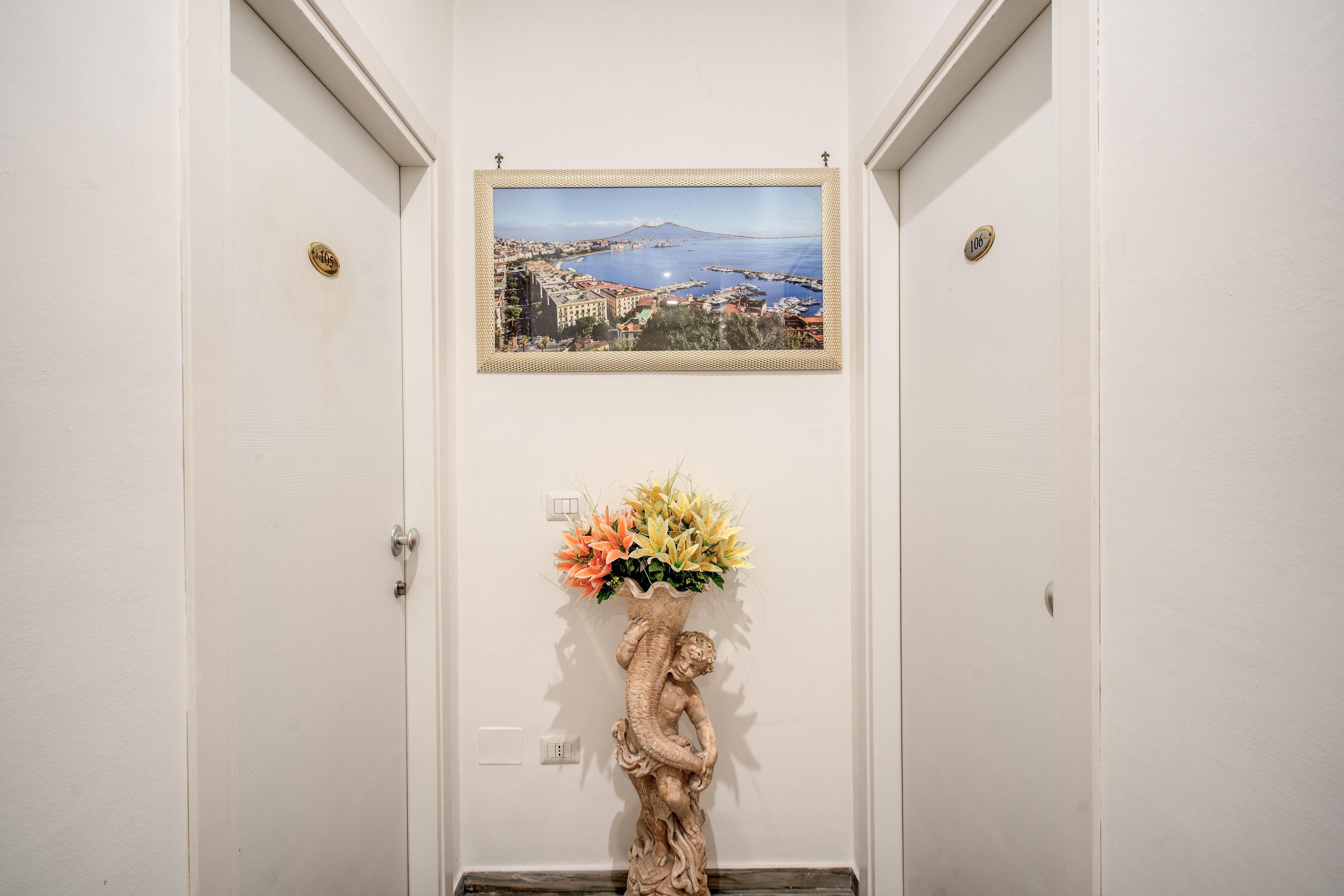 Napoli's Gold Naples