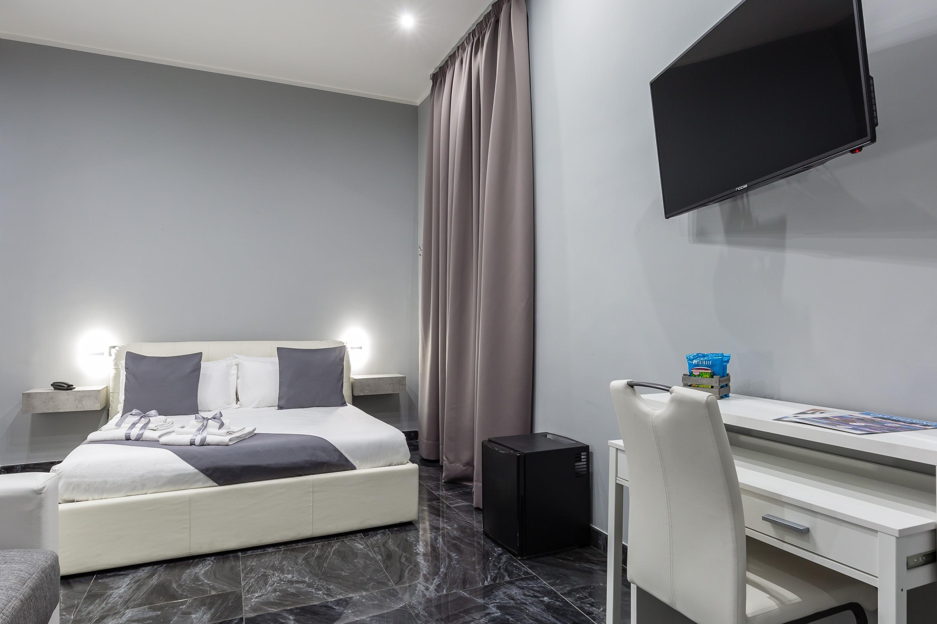 Palace Napoli Hotel Naples