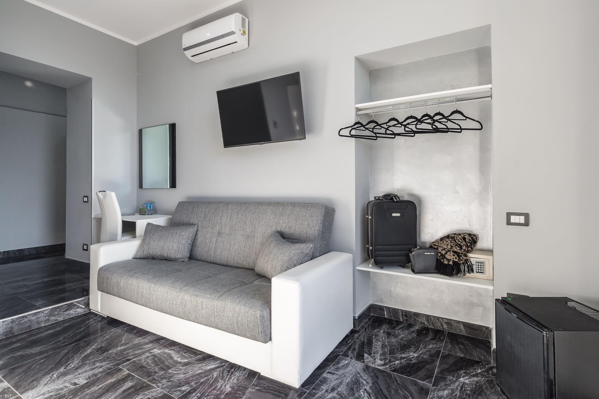 Palace Napoli 3* Naples