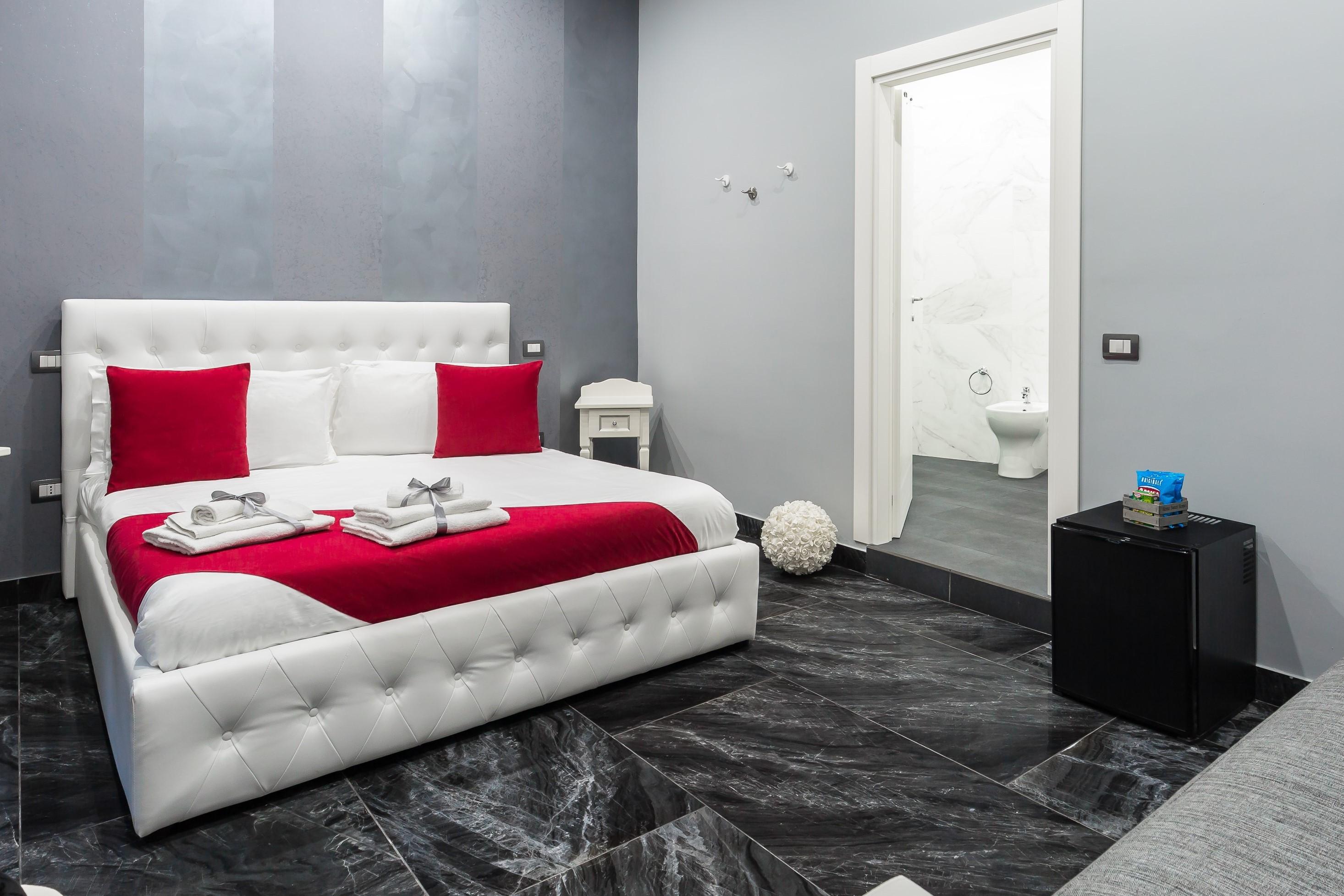 Palace Napoli 3*