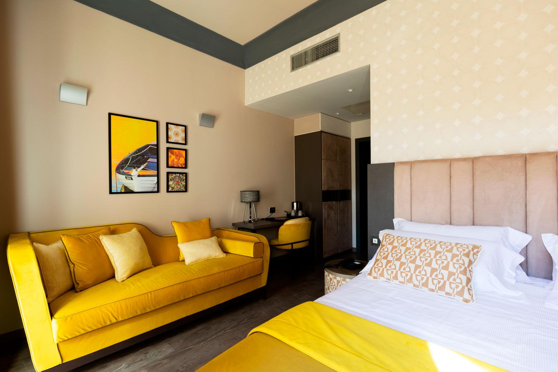 Hotel Amadomus Luxury Naples