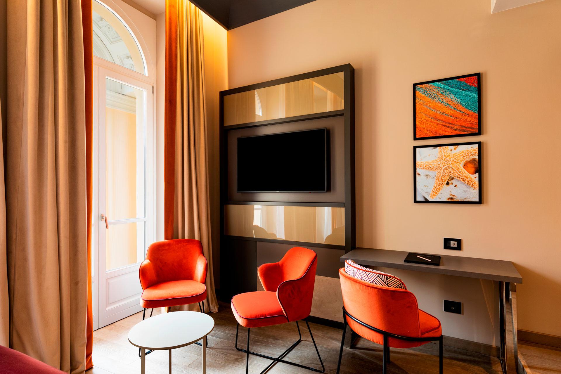 Amadomus Luxury