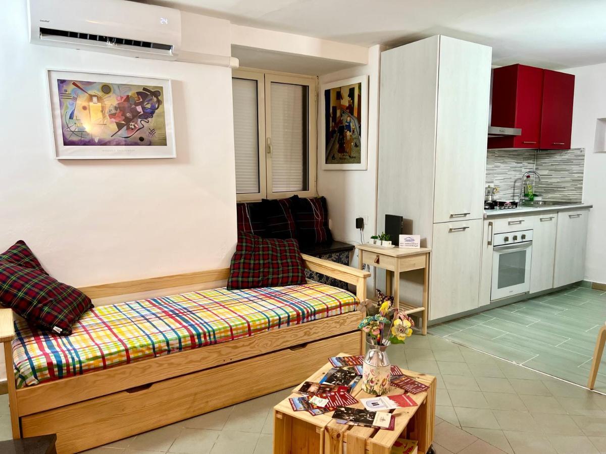 Casa Annabella - Centro - Chiaia Sul Mare Holiday home Naples