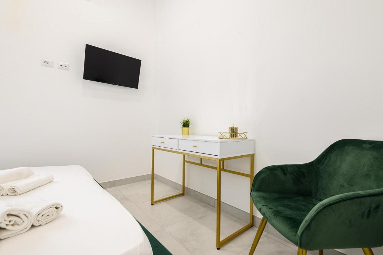 Magical Botanic-charming Apartment Naples