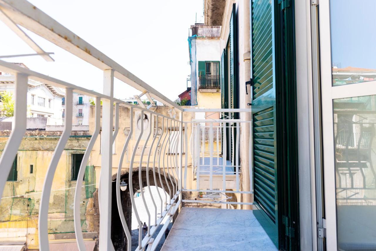 Sopra Le Mura Naples