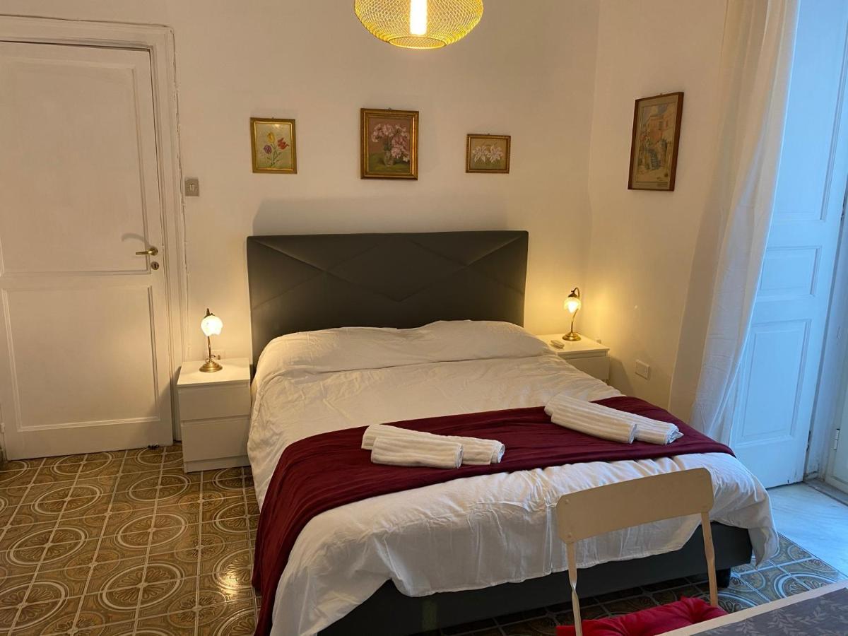 In San Domenico Maggiore 3 * Naples