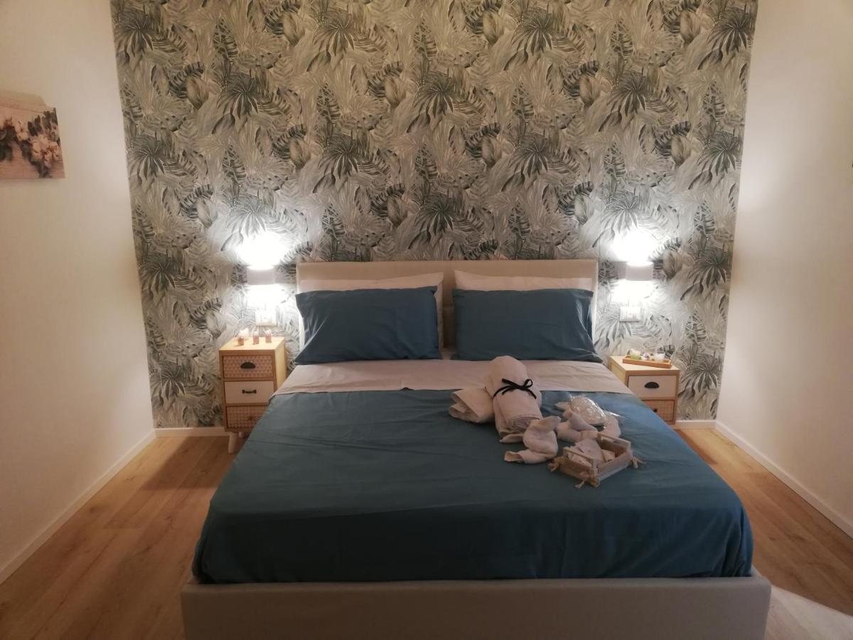 Simy2 Naples