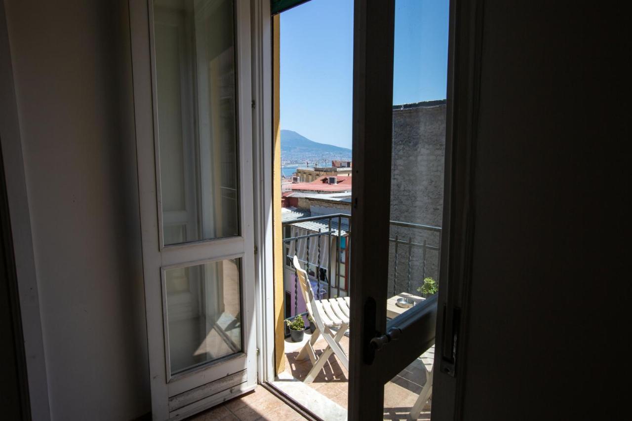 Vecchia - Chiaia Bed & Breakfast Naples