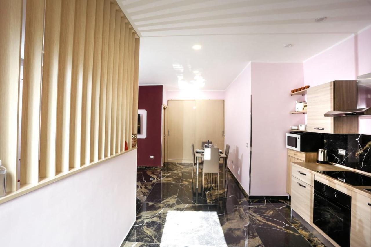 Palepolis Apartment *