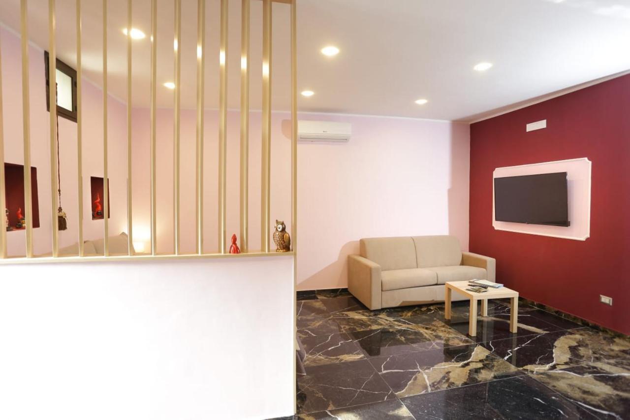 Apartment Palepolis