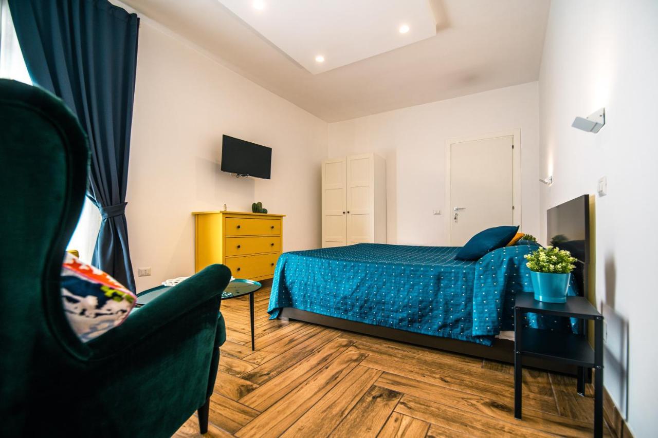 Hub Ferroviario - 12 Posti Letto Per Il Tuo Gruppo A Con Wifi E Netflix Bed & Breakfast Naples