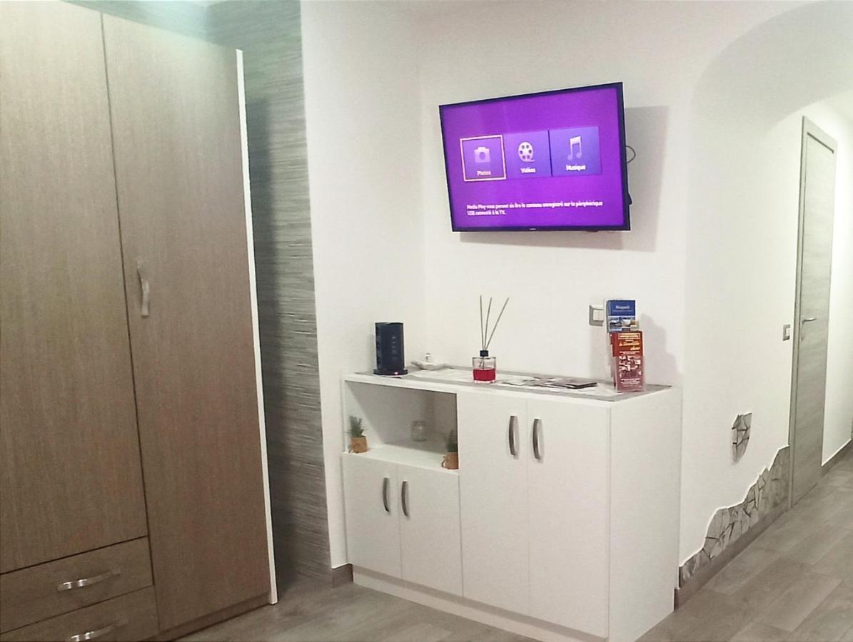 Apartment Pop Chiaia Naples