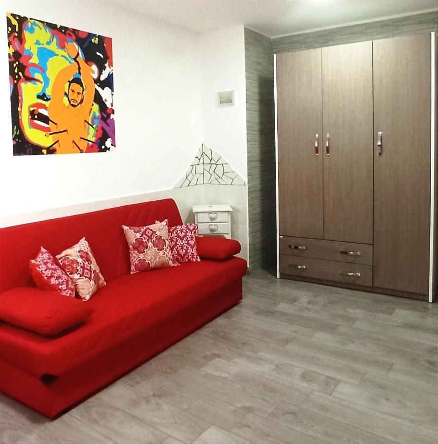 Apartment Pop Chiaia
