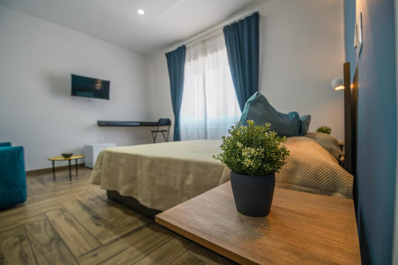 Hub Ferroviario - 12 Posti Letto Per Il Tuo Gruppo A Con Wifi E Netflix *