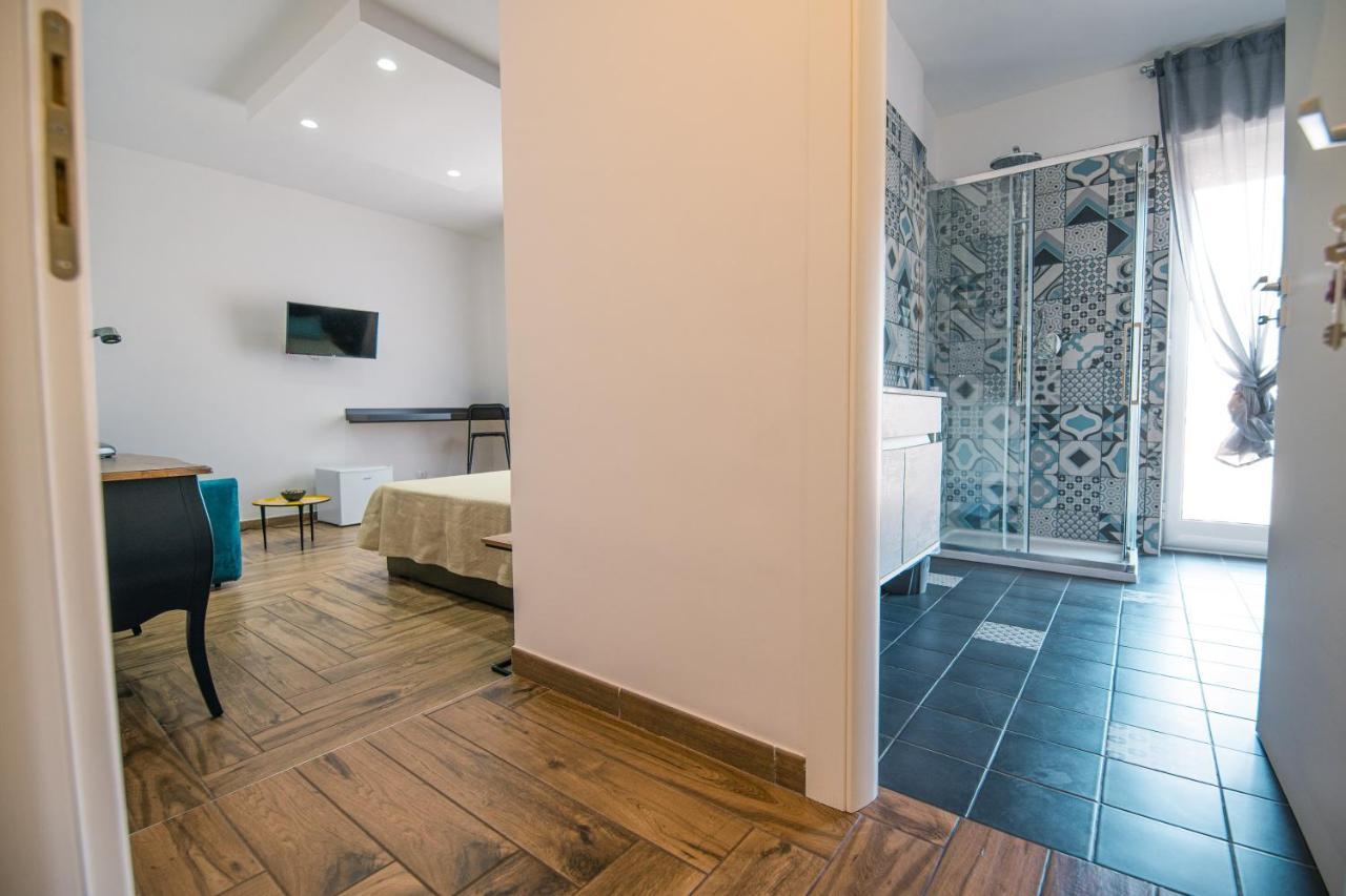 Hub Ferroviario - 12 Posti Letto Per Il Tuo Gruppo A Con Wifi E Netflix Bed & Breakfast *