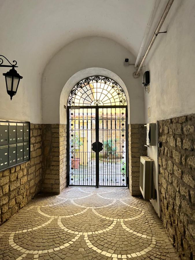 Age Chiaia Apartment