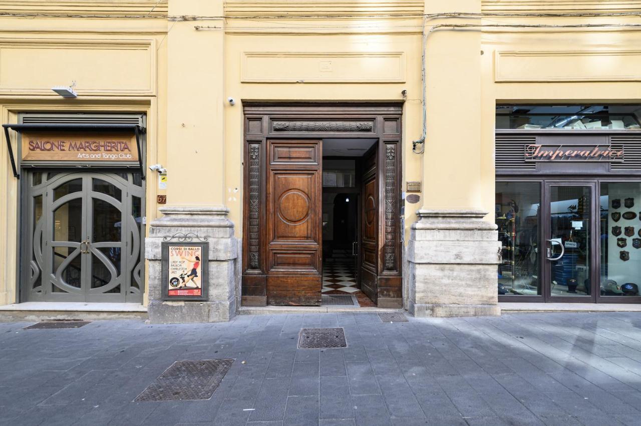 Residenza Molinari Bed & Breakfast Naples