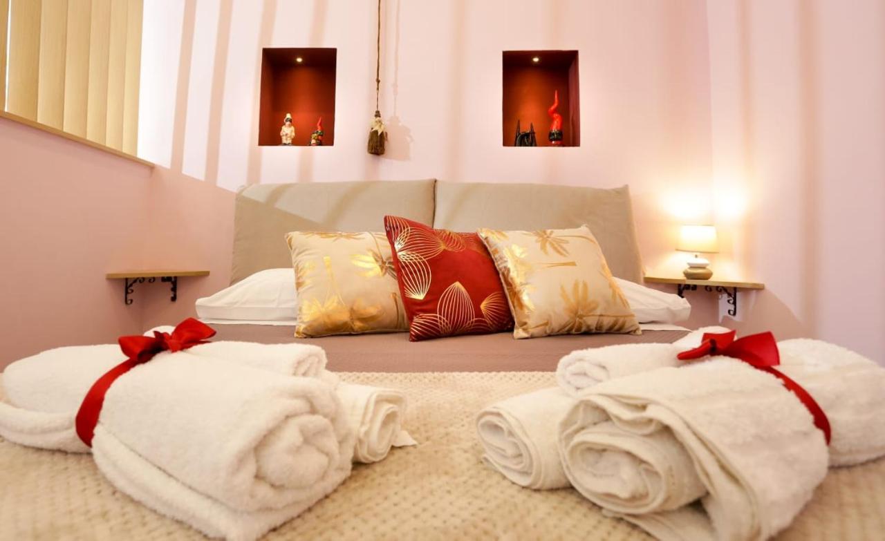 Palepolis Apartment *