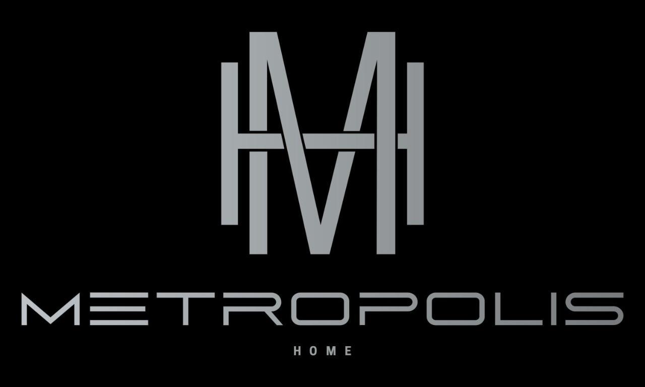 Metropolis Guest house *