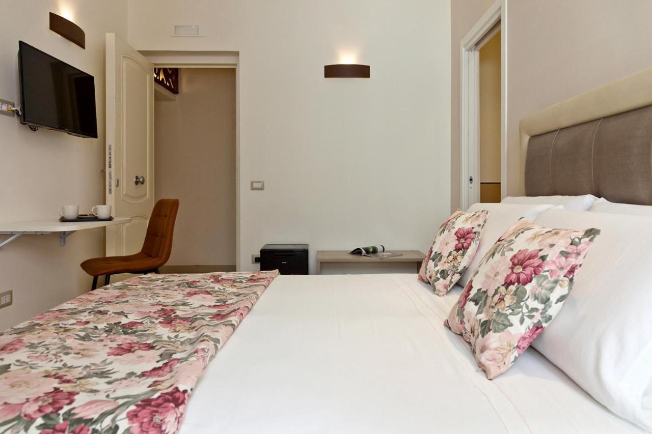 Opera In Via Toledo By Wonderful Italy Guest house *