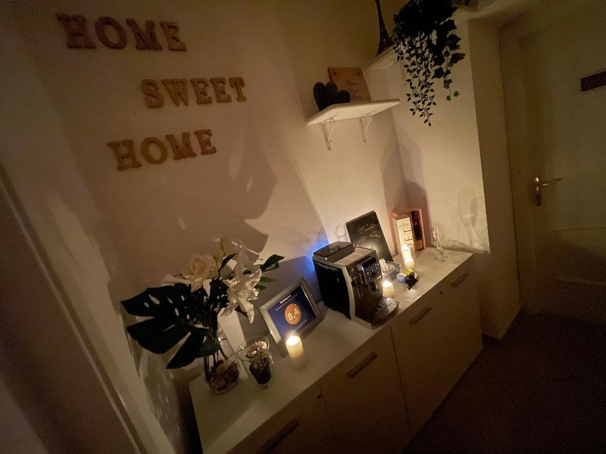 Sweet Storia Di * Naples