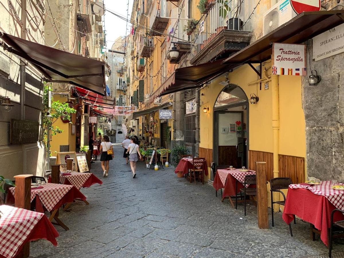 White Spagnoli Apartment