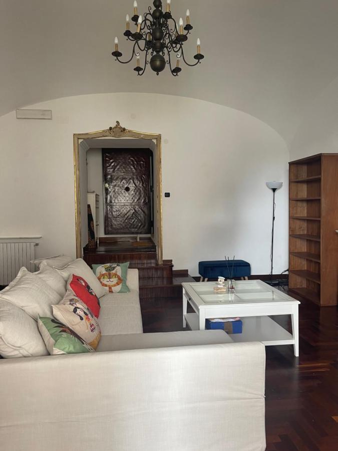 Dimora Eleuthera * Naples