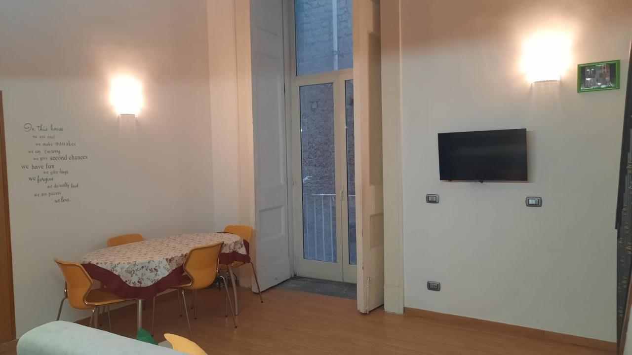 White Spagnoli Apartment Naples