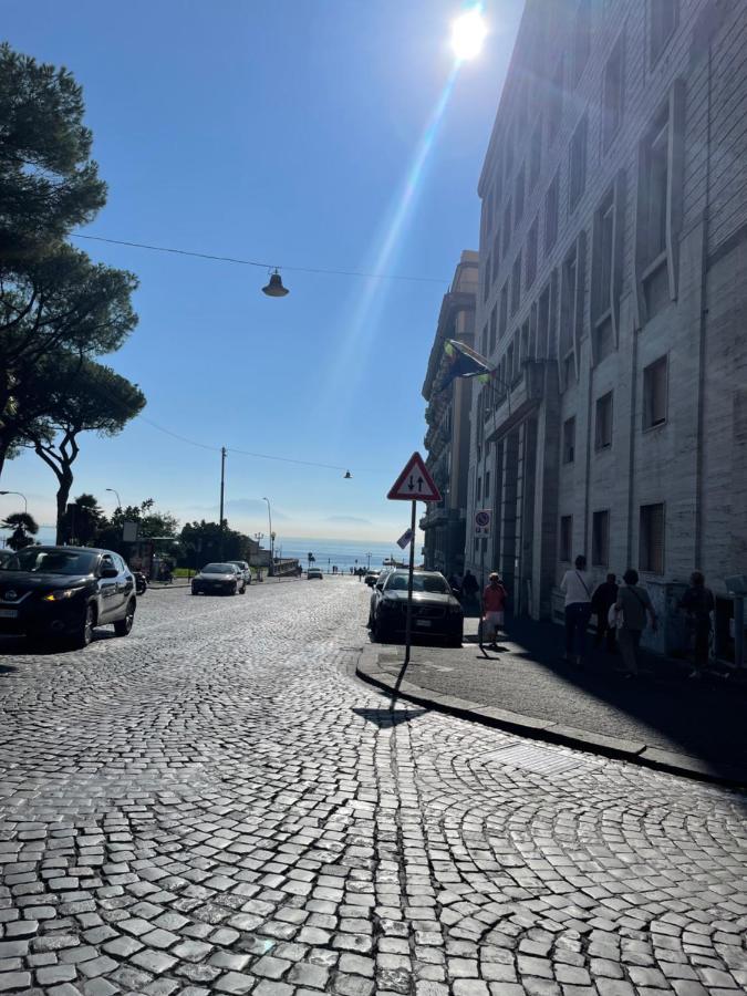 Giulieda In Wonderland * Naples