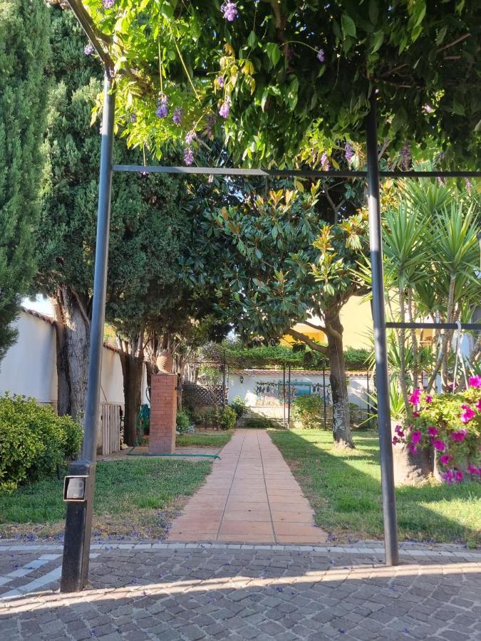 Tabor 1 Garden & Parking *