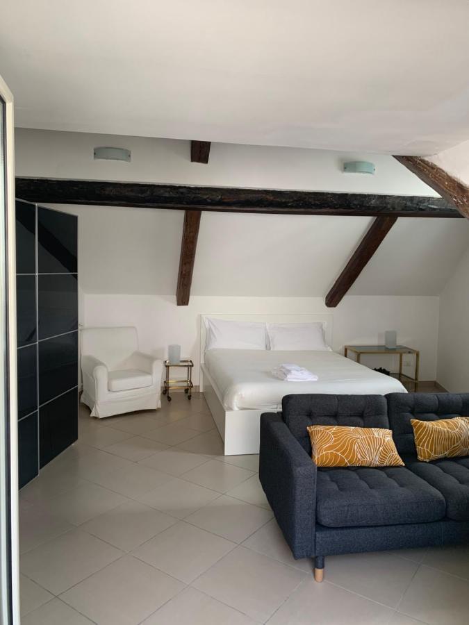 Folle Citta Bed & Breakfast Naples
