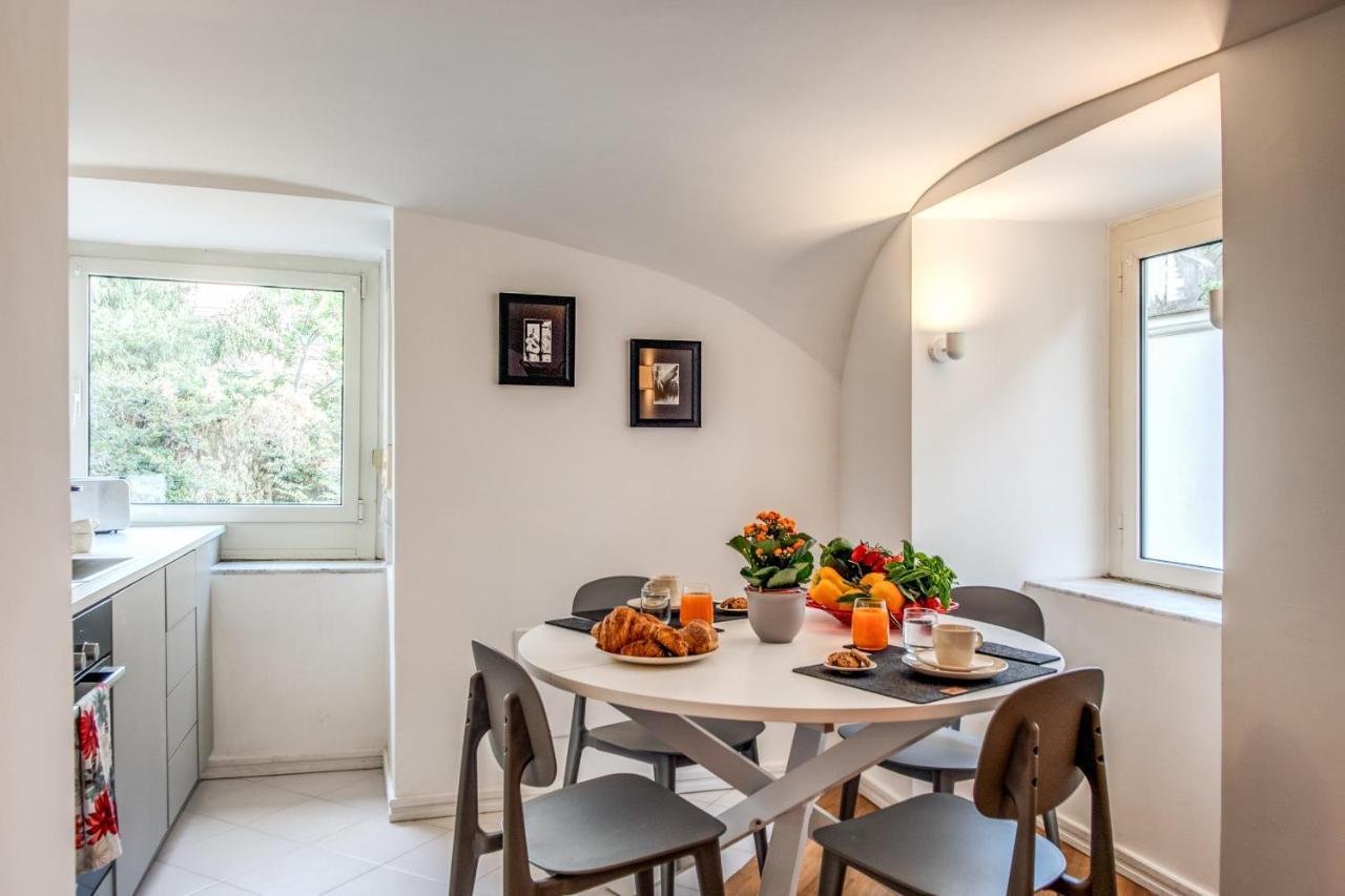 Pignatelli Apartment