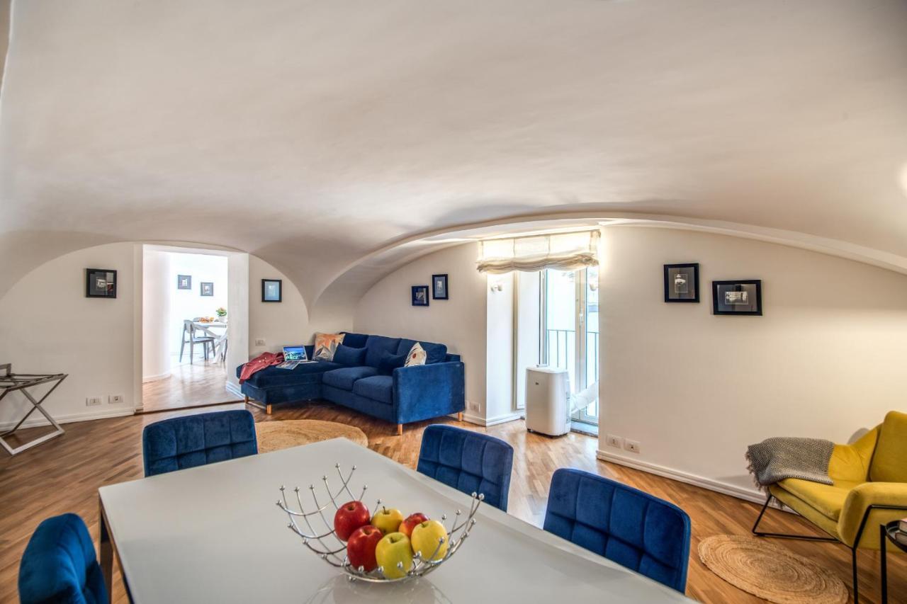 Pignatelli Apartment *