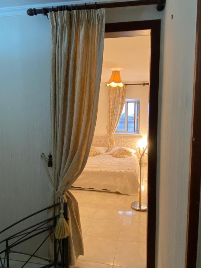 Casa Kamalei, Tra Plebiscito E Lungomare Naples