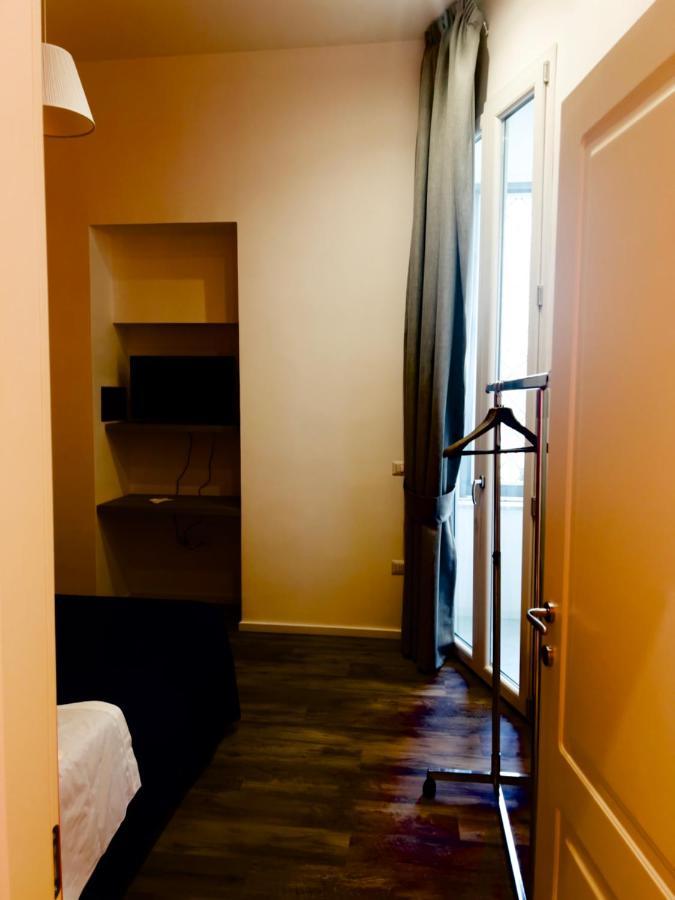 Ausonia 2* Naples