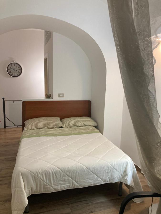 Apartment International Garibaldi * Naples