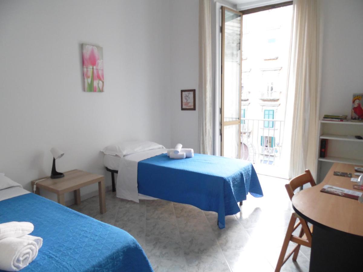 Apartment Donnaregina *