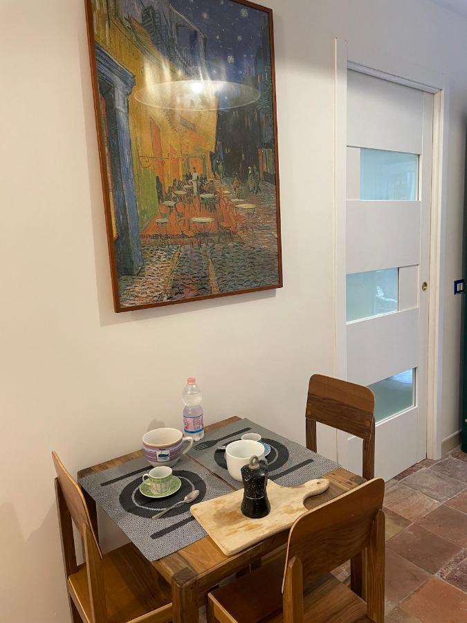 Apartment La Dimora Del Santo *