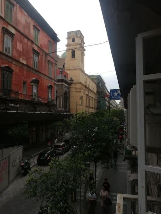 Capa E Coda In Centro Storico Naples