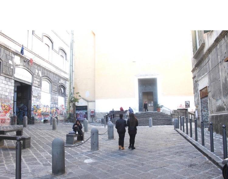 San Lorenzo House *