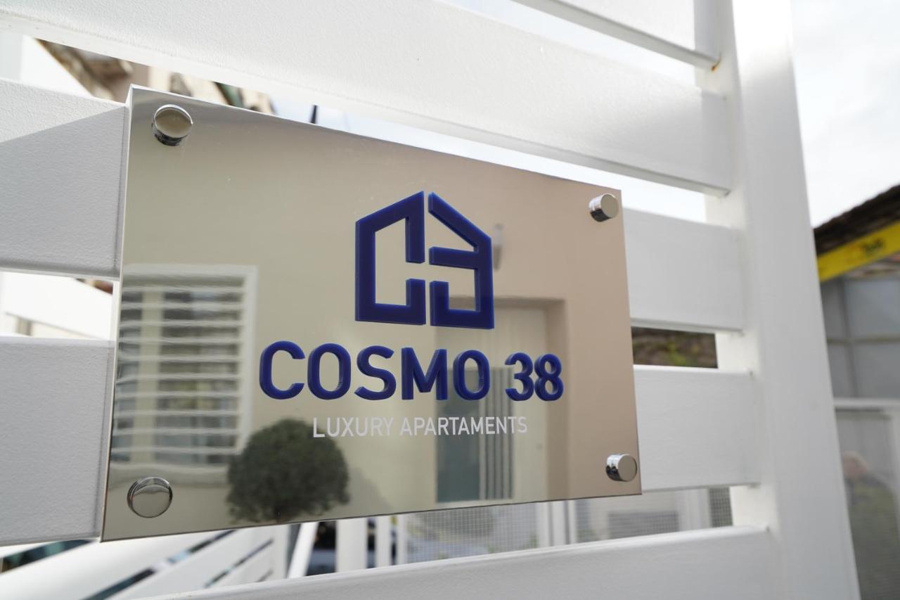 Cosmo 38 Luxury Naples